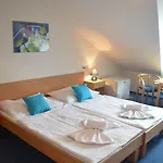 Hotel Claris 3*