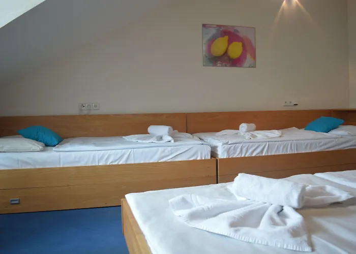 Claris 3* Prag