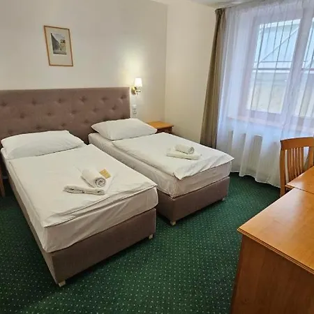 Claris 3* Prag